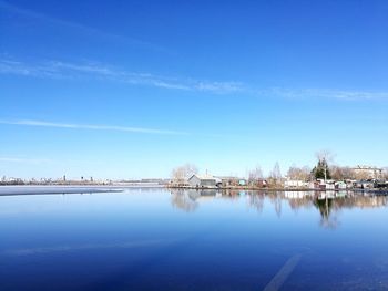 Panoramic view of lake against sky