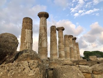 Low angle view of old ruins, valle dei templi