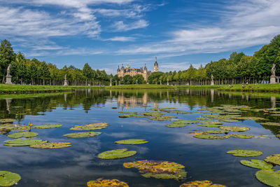 Lake and schwerin castle
