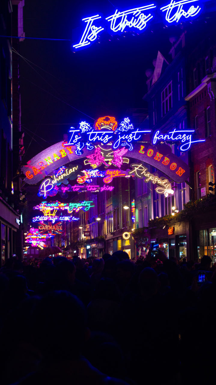 ILLUMINATED BUILDINGS IN CITY