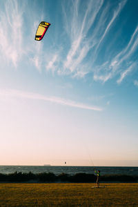 Kitesurfer getting ready