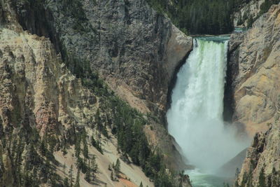 Yellowstone river falls from artist point.