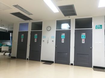 Illuminated corridor