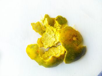 High angle view of lemon slice on table