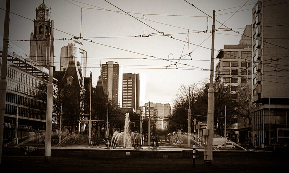 VIEW OF SKYSCRAPERS