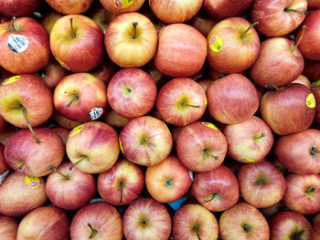 Full frame shot of apples for sale at market stall