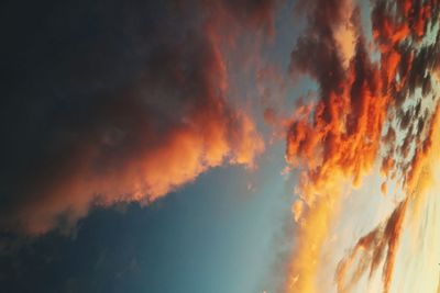 Low angle view of cloudy sky