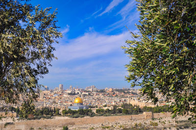 View of the old city of jerusalem from the mount of olives, jerusalem, israel