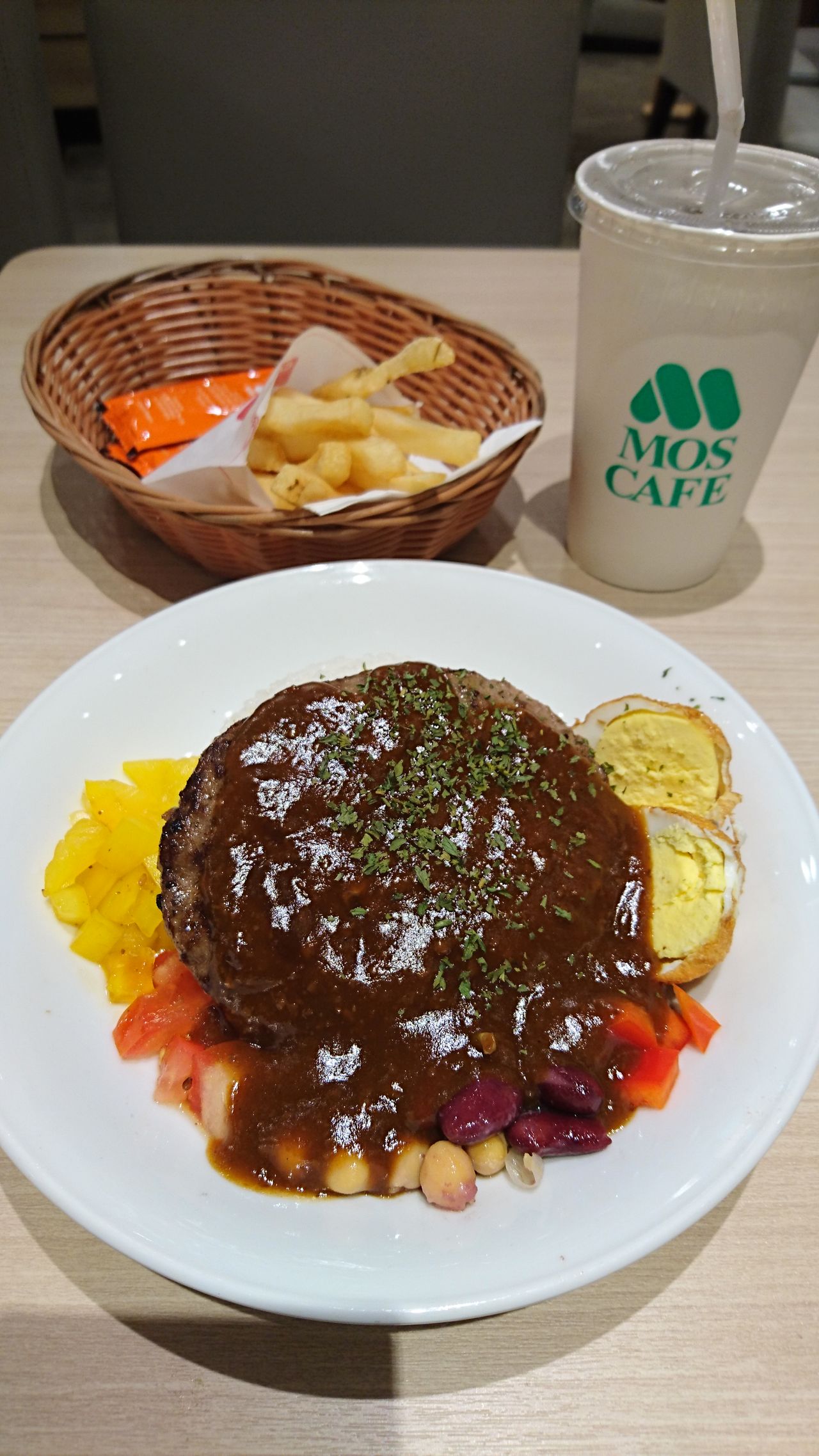 MOS CAFE