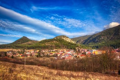 Panoramic shot of townscape against mountains