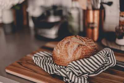 Close-up of bread on cutting board