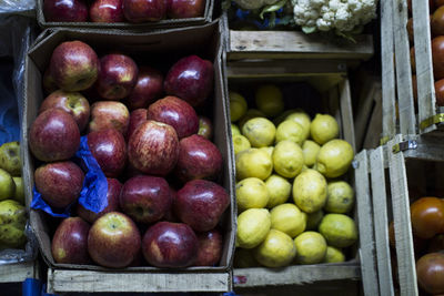 Apples in market for sale