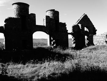 Abandoned built structure against sky