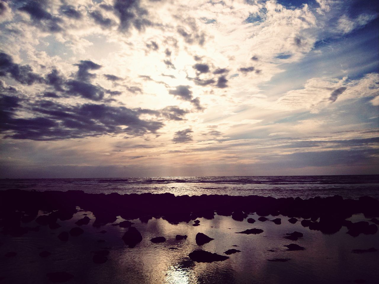 water, sea, horizon over water, sky, scenics, tranquil scene, cloud - sky, tranquility, beauty in nature, sunset, cloudy, nature, cloud, idyllic, reflection, beach, waterfront, shore, silhouette, dusk