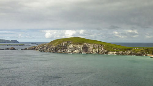 Slea head drive in dingle peninsula, ireland