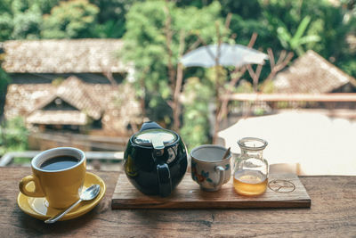 Coffee cup on table