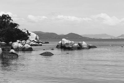 Scenic view of sea against sky