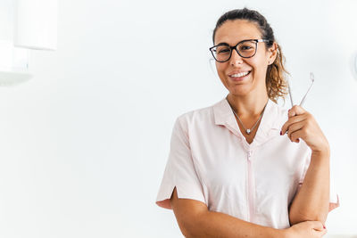 Portrait of smiling young woman