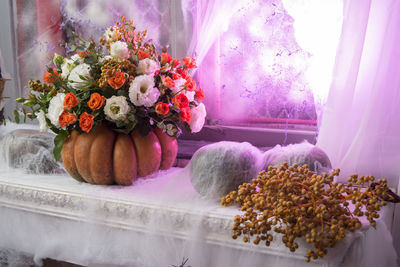 Close-up of flowers in vase