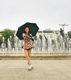 Skating in the rain - urban photo session