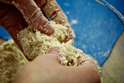 Preparing flour