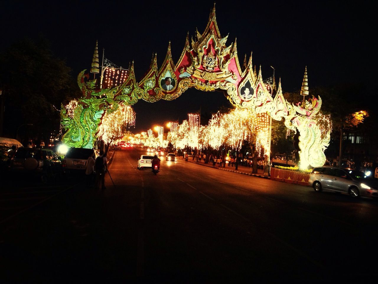 สะพานมัฆวานรังสรรค์ (Makkhawan Rangsan Bridge)