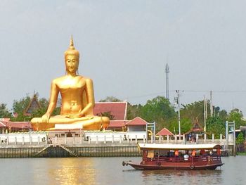 Buddha statue against sky