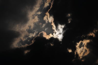 Low angle view of cloudy sky