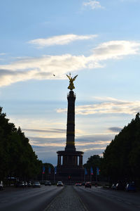 Statue of liberty against sky