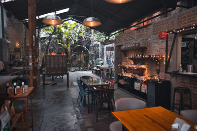 bar