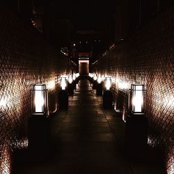 Illuminated corridor