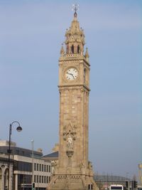 Albert memorial clock against sky