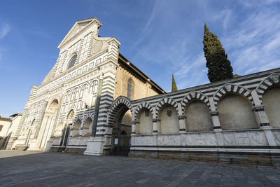 External view of the santa maria novella church in the city center