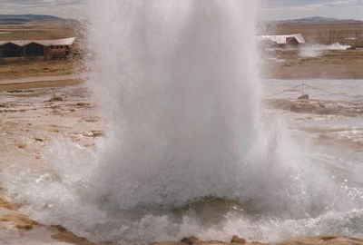 Waves splashing in sea