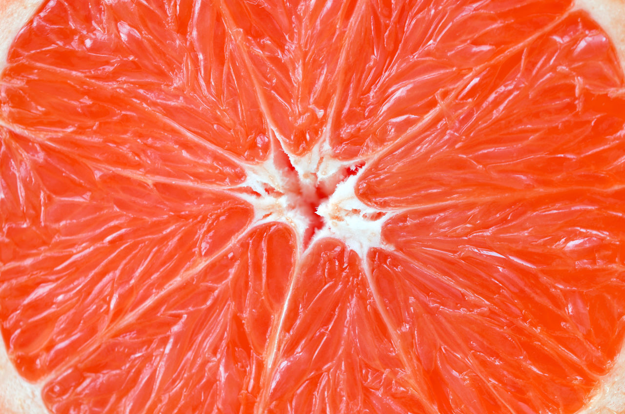 FULL FRAME SHOT OF ORANGE FRUIT