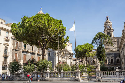  duomo square in catania with historic buildings with beautiful facades