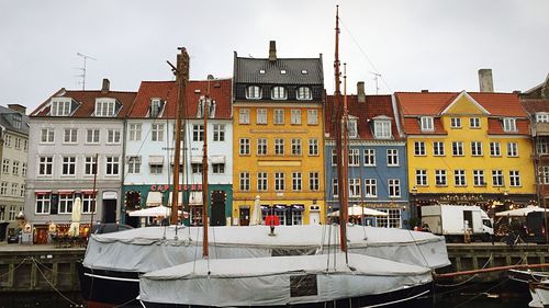 Buildings in city
