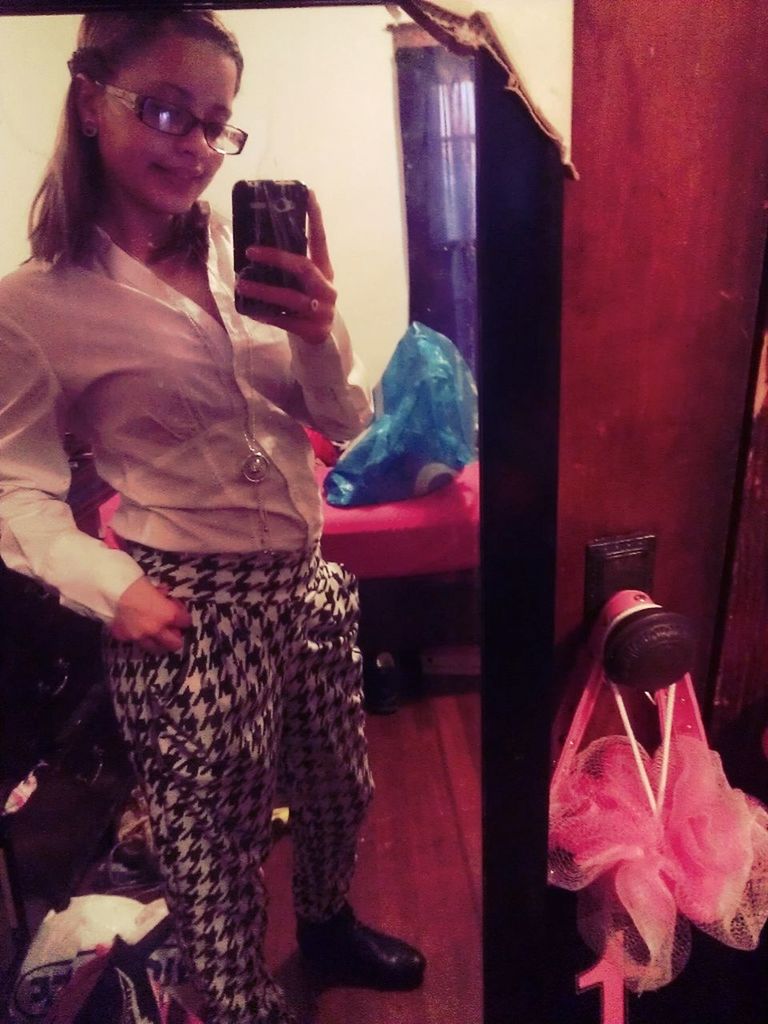 Dont mind the mess but my outfit ;*