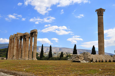 View of monument against cloudy sky