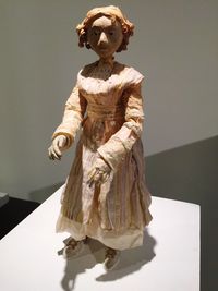 Statue of liberty against wall