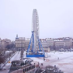 Ferris wheel in city