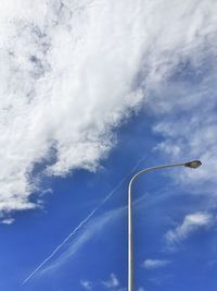 Low angle view of vapor trail in sky