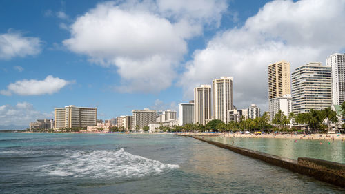 Busy coast with hotels and sandy beach, shot on waikiki beach, honolulu, hawaii, usa