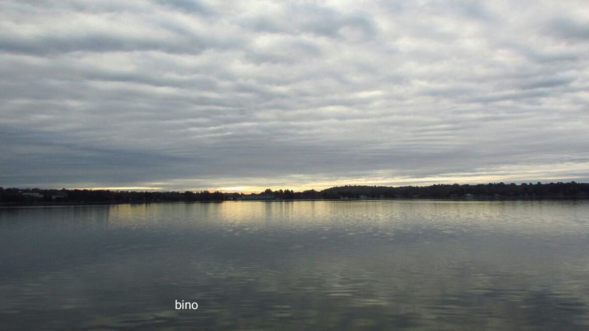 lake, water, sky, tranquility, cloud - sky, scenics, nature, tranquil scene, beauty in nature, reflection, no people, sunset, outdoors, day, tree