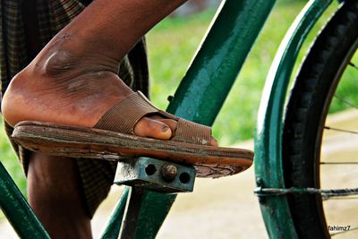 Close-up of rusty chain