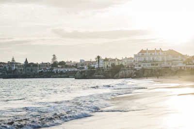 The albatroz hotel on the coast of cascais, portugal with the nice view