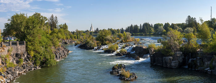 Panoramic view of scenic idaho falls and snake river in city