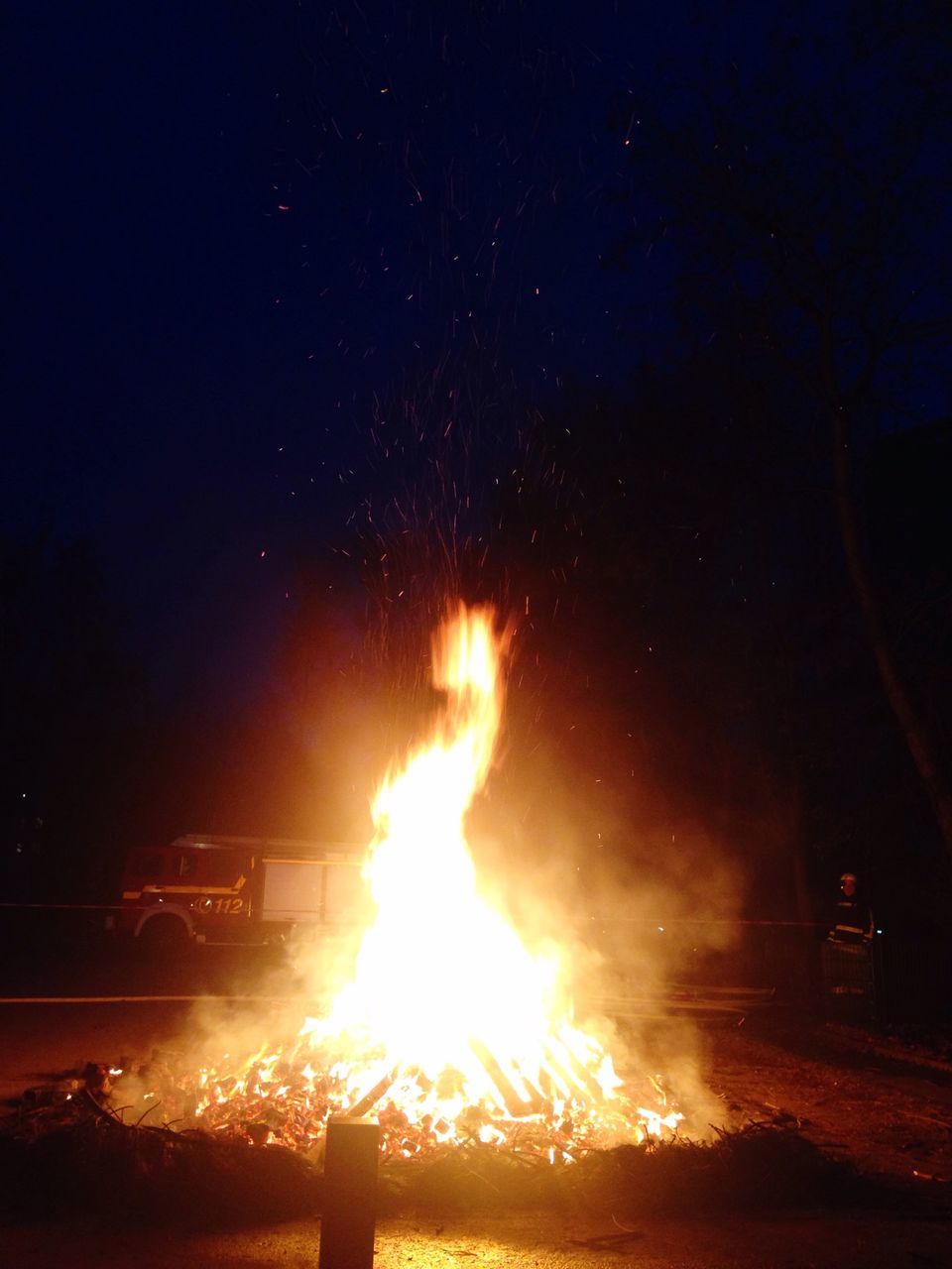 night, silhouette, glowing, burning, sun, sunset, dark, illuminated, fire - natural phenomenon, flame, sky, orange color, heat - temperature, lens flare, outdoors, scenics, sunlight, nature, beauty in nature, copy space