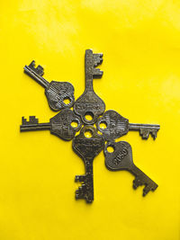 yellow