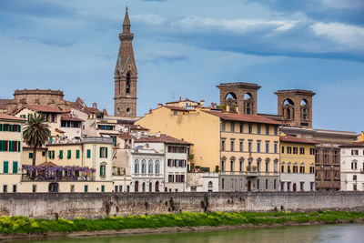 View of the beautiful city of florence and the arno river